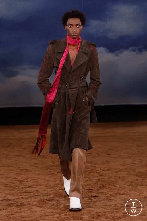 SS26 Burberry Look 34