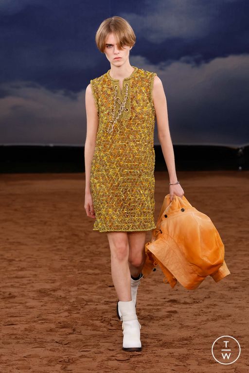 SS26 Burberry Look 36
