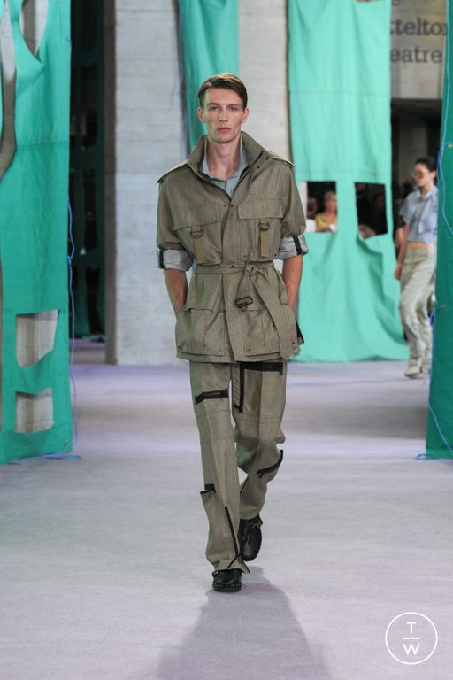 Spring-Summer 2025 Burberry Look 34