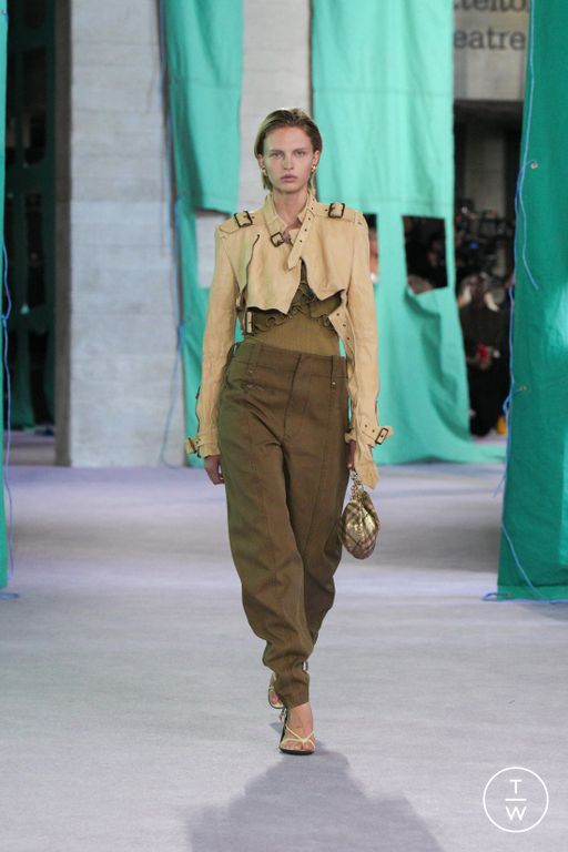 Spring-Summer 2025 Burberry Look 36