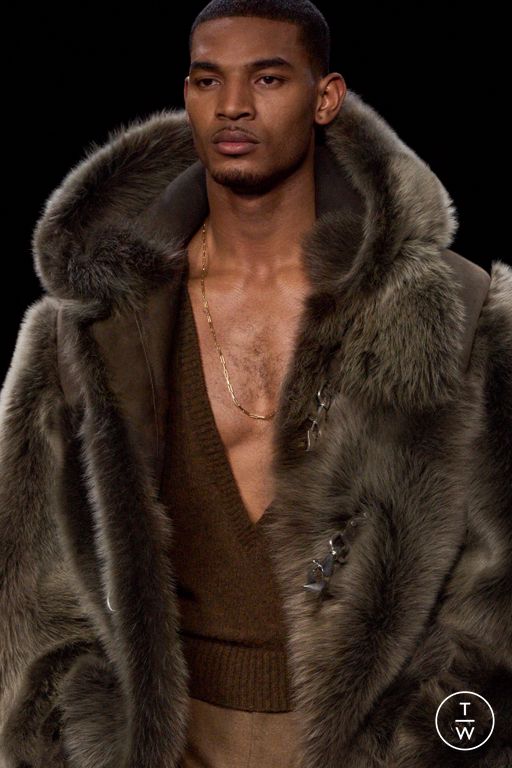 FW24 Burberry Look 52