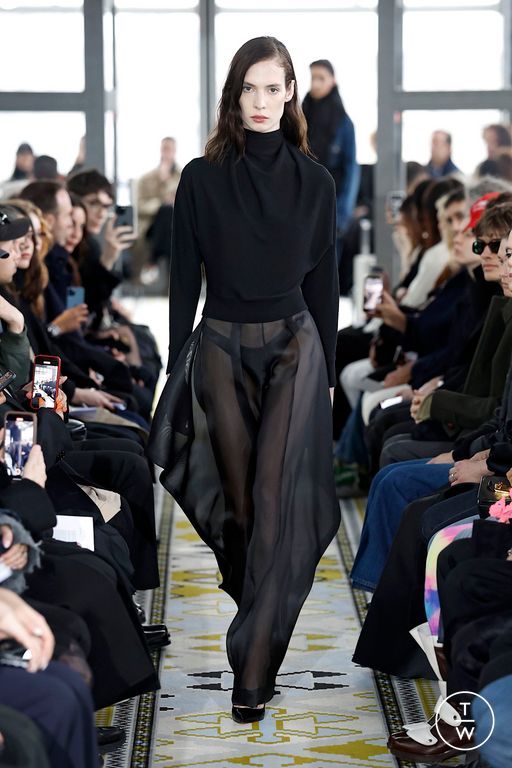 FW25 Burc Akyol Look 7