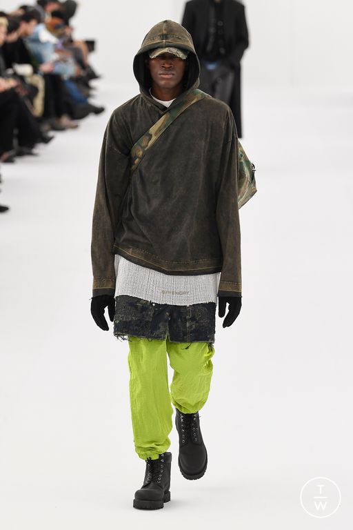 Fall/Winter 2023 Givenchy Look 21
