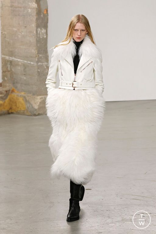 FW25 Gabriela Hearst Look 3
