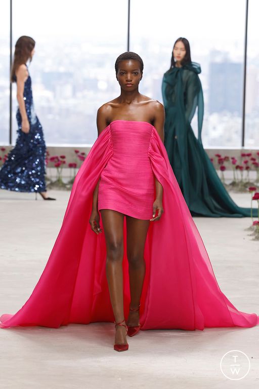 FW25 Carolina Herrera Look 38