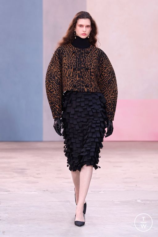 FW26 Carolina Herrera Look 1