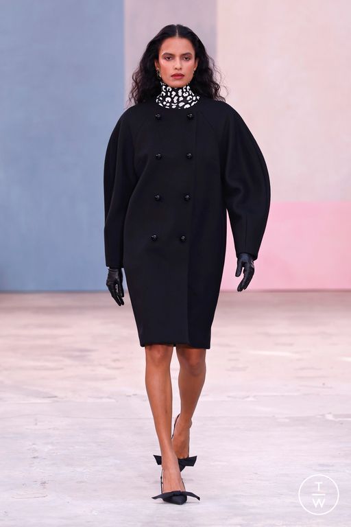 FW26 Carolina Herrera Look 4