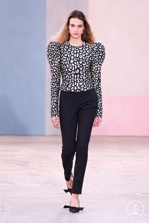 FW26 Carolina Herrera Look 54