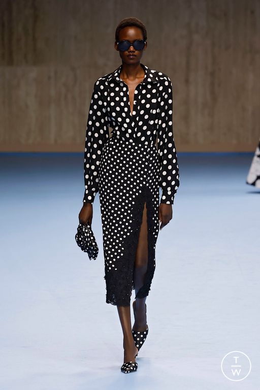 Spring-Summer 2025 Carolina Herrera Look 24