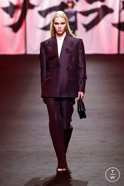 FW25 Casablanca Look 1