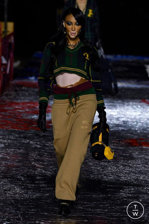 FW22 Tommy Hilfiger Look 16