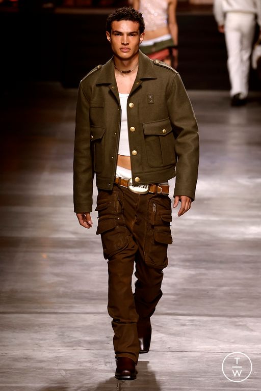 Fall/Winter 2023 Dsquared2 Look 38