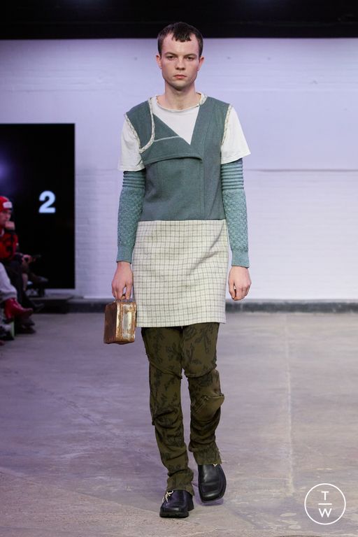 FW26 Central Saint Martins Look 17