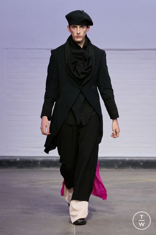 FW26 Central Saint Martins Look 42