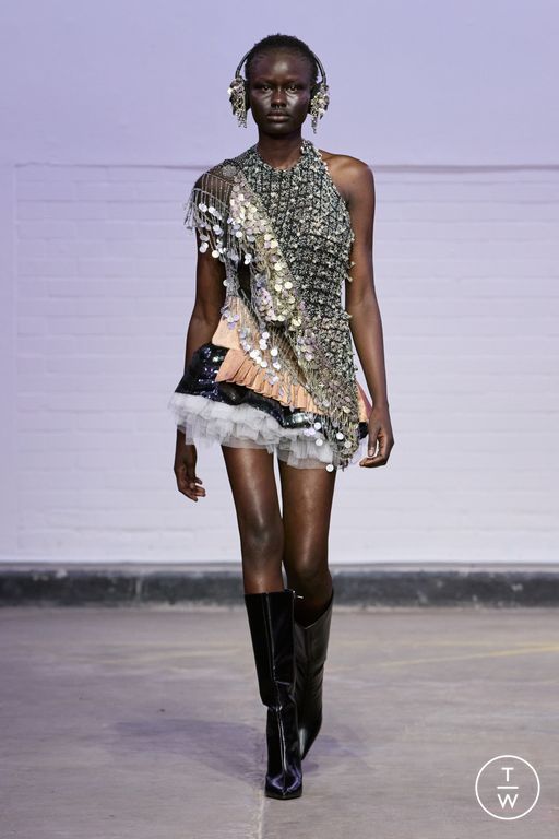 FW26 Central Saint Martins Look 119