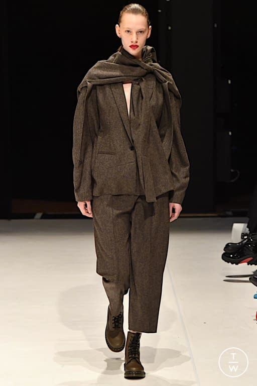 FW20 Chalayan Look 11