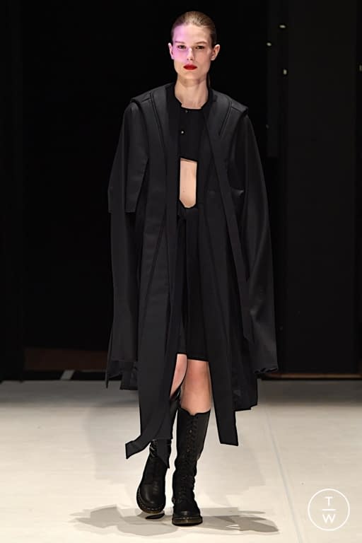 FW20 Chalayan Look 19