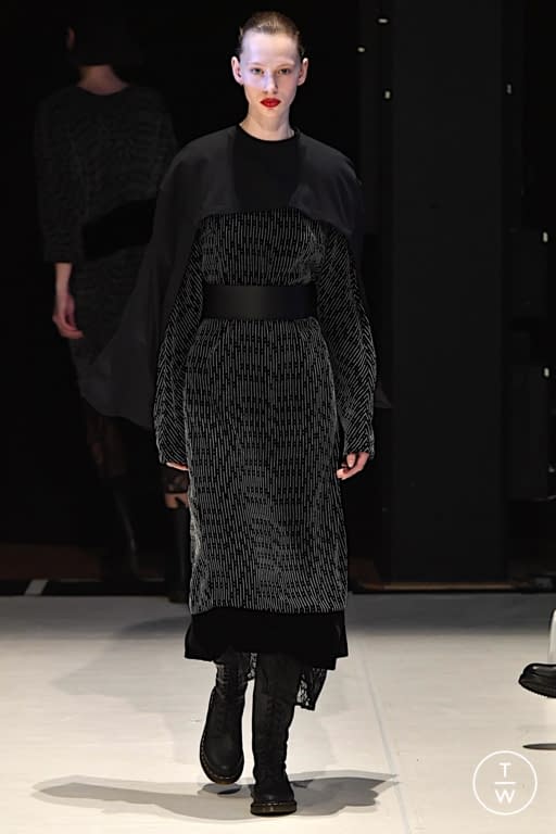 FW20 Chalayan Look 29