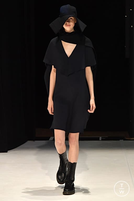 FW20 Chalayan Look 34