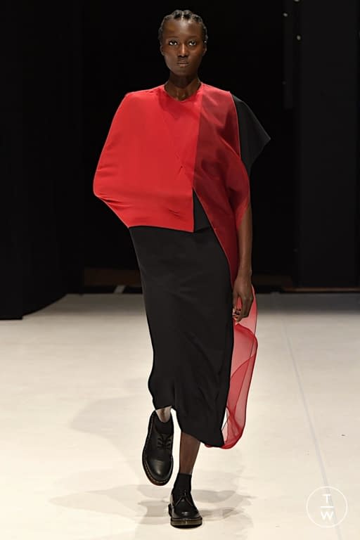 FW20 Chalayan Look 38