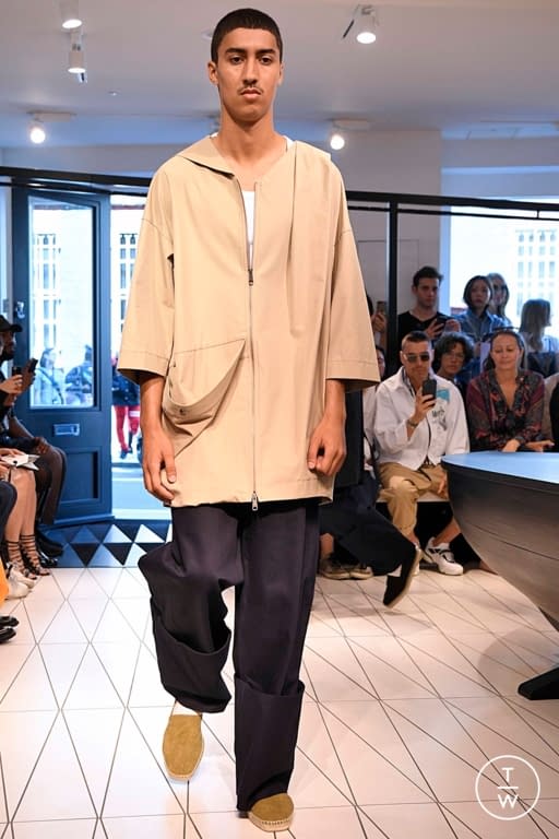 SS19 Chalayan Look 2