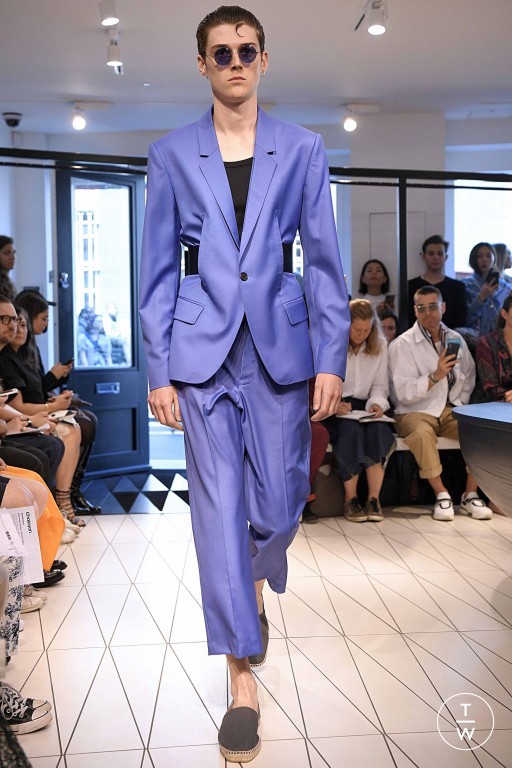 SS19 Chalayan Look 9