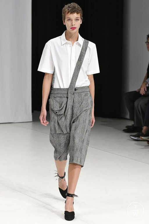 SS19 Chalayan Look 7