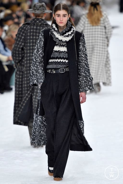 FW19 Chanel Look 8