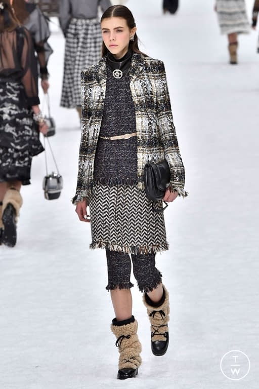 FW19 Chanel Look 19