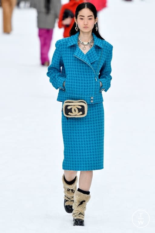 FW19 Chanel Look 43