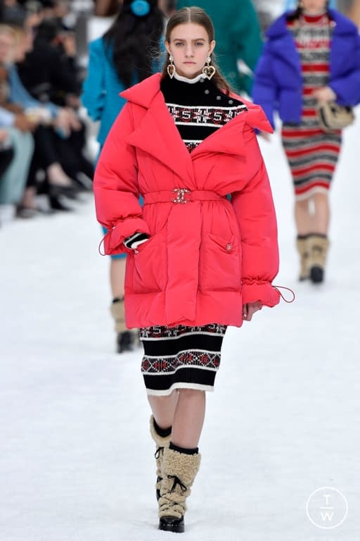FW19 Chanel Look 45