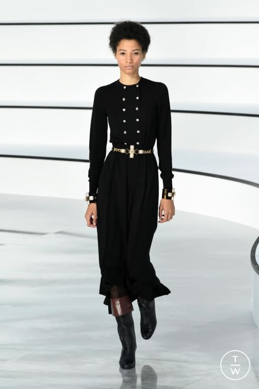 FW20 Chanel Look 10