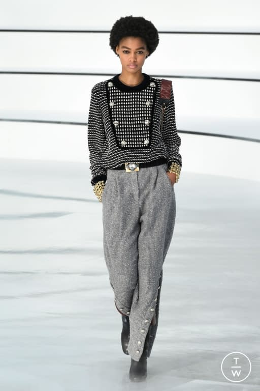 FW20 Chanel Look 24