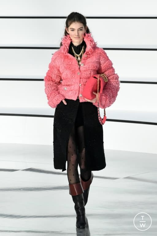 FW20 Chanel Look 33