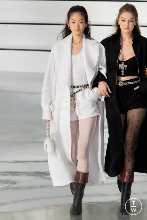 FW20 Chanel Look 70