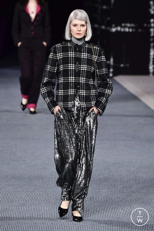 FW22 Chanel Look 44
