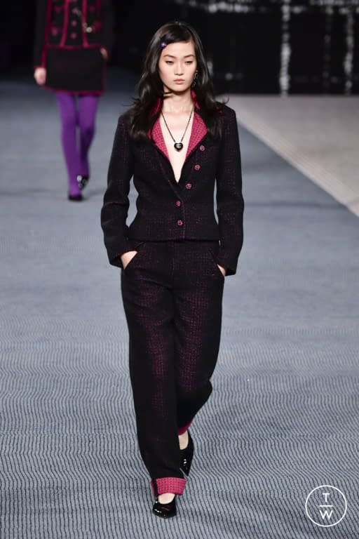 FW22 Chanel Look 45