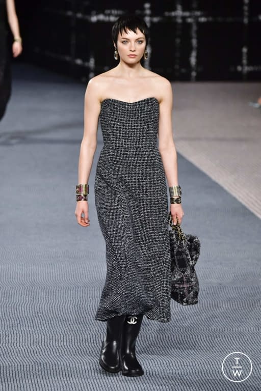 FW22 Chanel Look 59