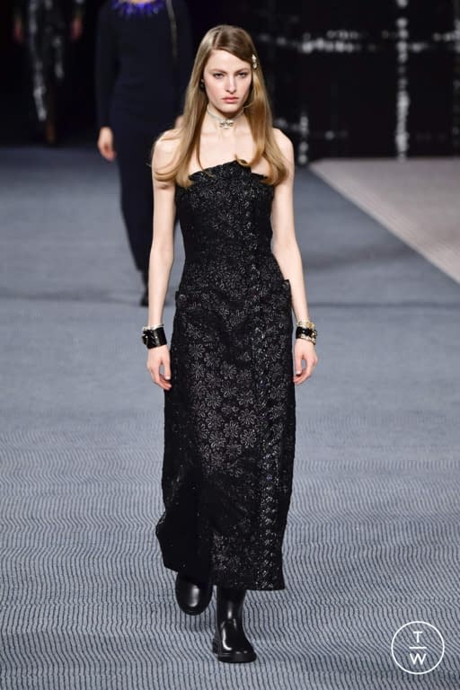 FW22 Chanel Look 60