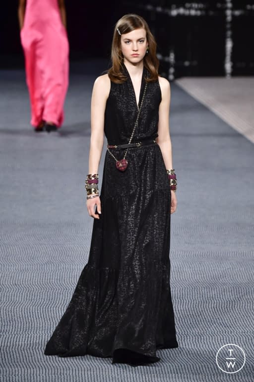 FW22 Chanel Look 64