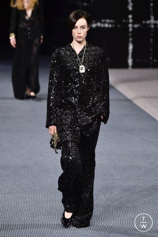 FW22 Chanel Look 69