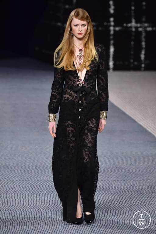 FW22 Chanel Look 70