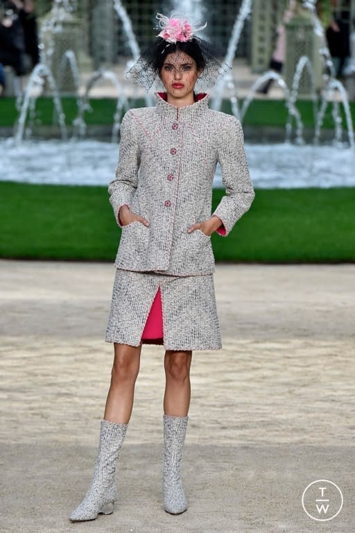 S/S 18 Chanel Look 7