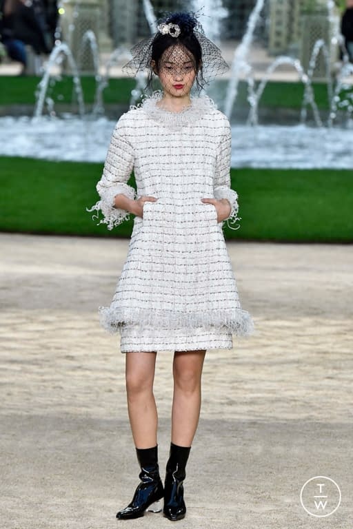 S/S 18 Chanel Look 22