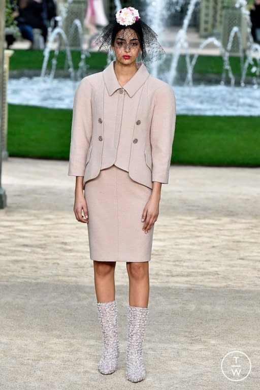 S/S 18 Chanel Look 26
