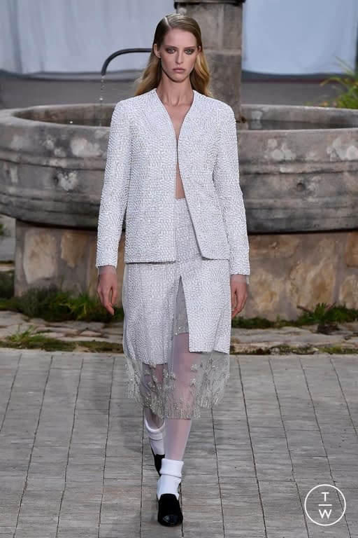 SS20 Chanel Look 31