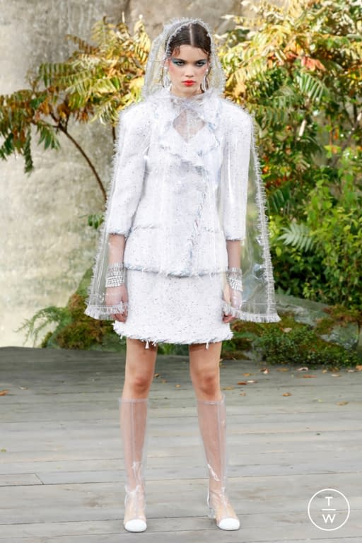 S/S 18 Chanel Look 36