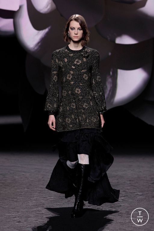 FW23 Chanel Look 37
