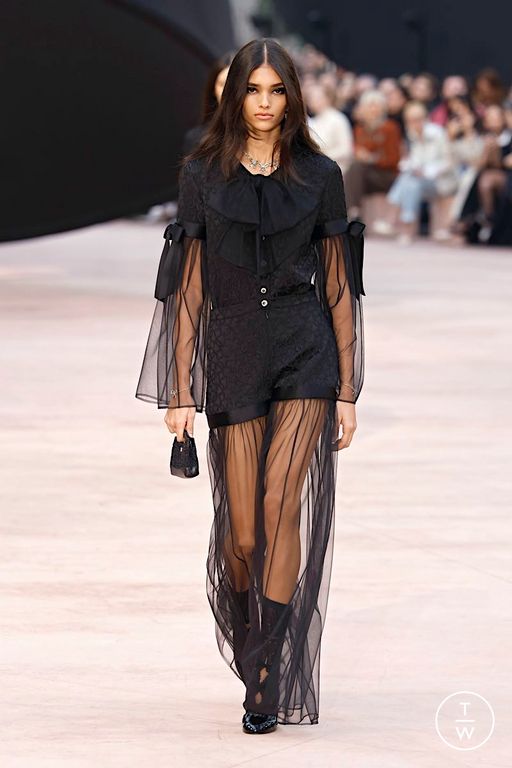 FW25 Chanel Look 9