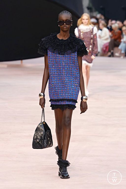 FW25 Chanel Look 16